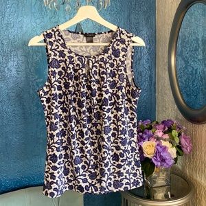 Ann Taylor Blue & White Floral Sleeveless Blouse
